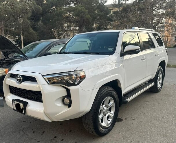 Toyota 4Runner-12
