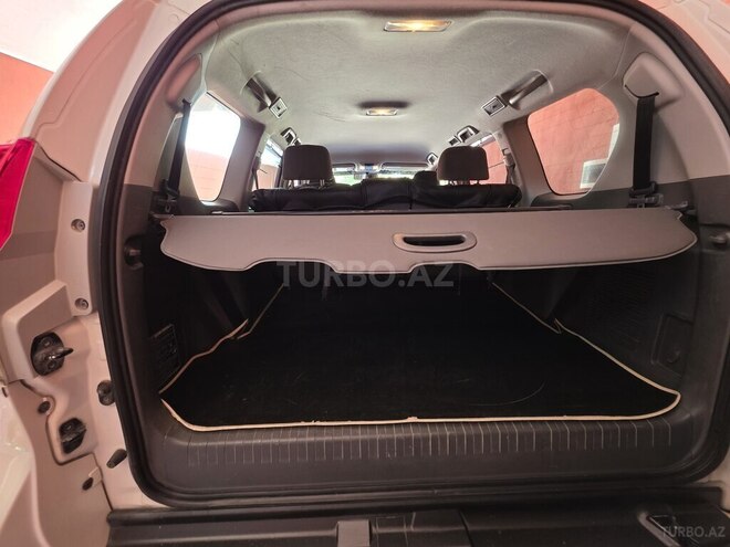 Toyota Land Cruiser Prado-7