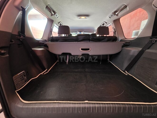 Toyota Land Cruiser Prado-6