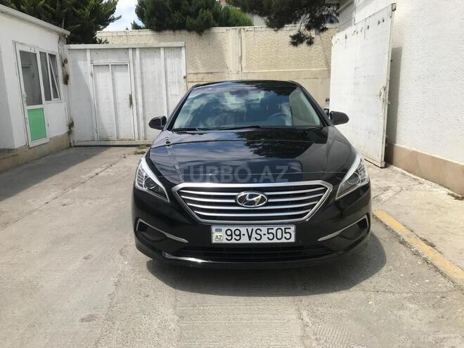 Hyundai Sonata-1