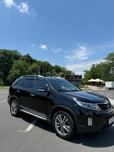 Kia Sorento-4
