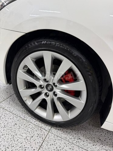 Hyundai i40-18