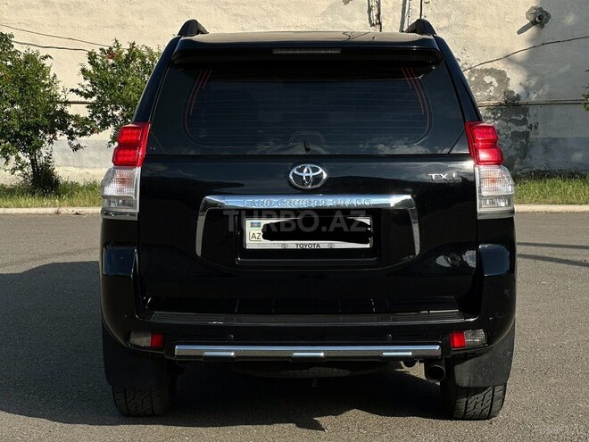 Toyota Land Cruiser Prado-7
