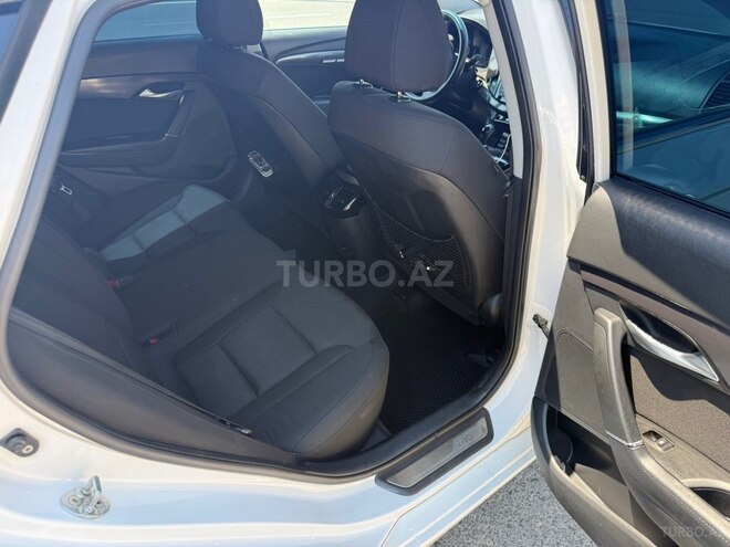 Hyundai i40-7