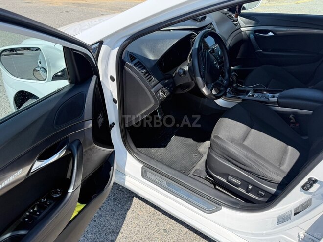 Hyundai i40-11