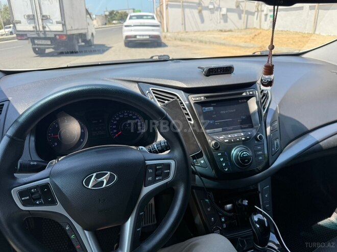Hyundai i40-17