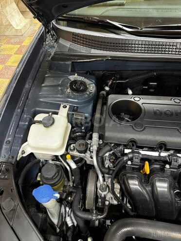 Hyundai Sonata-15