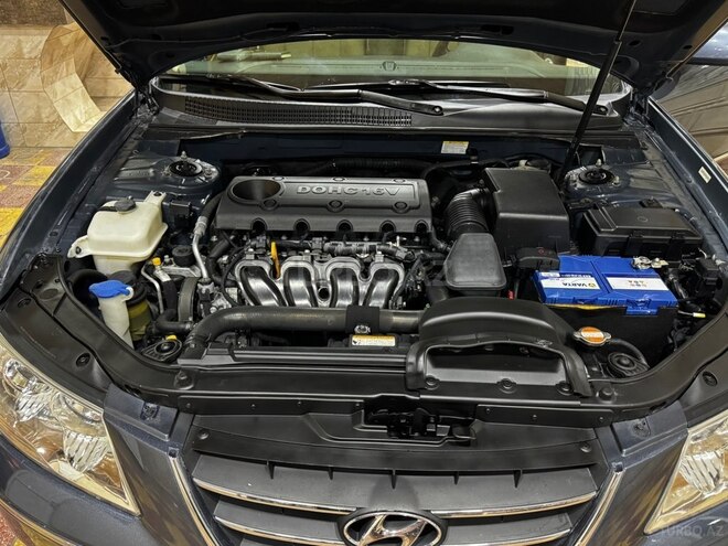 Hyundai Sonata-14