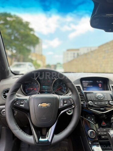 Chevrolet Cruze-10