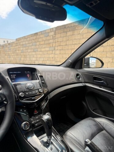 Chevrolet Cruze-8