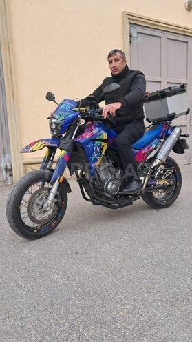 Yamaha XT660Z Tenere-4
