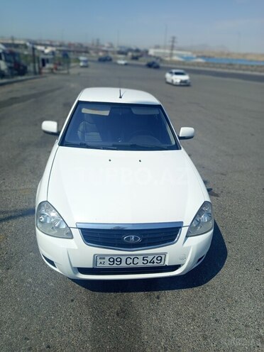 LADA (VAZ) Priora-1