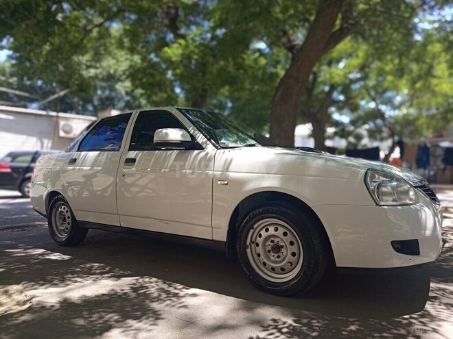 LADA (VAZ) Priora-15
