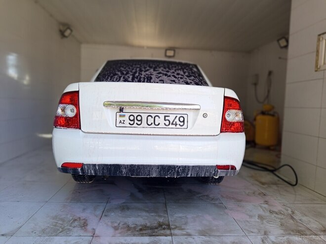 LADA (VAZ) Priora-16