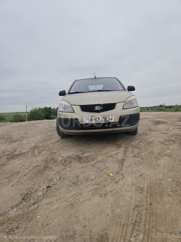 Kia Rio-1