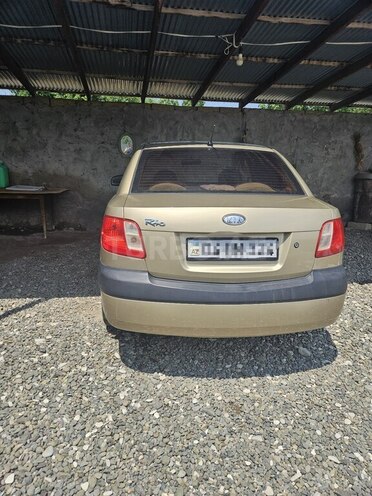 Kia Rio-3