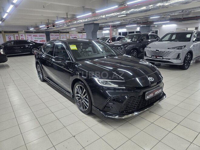 Toyota Camry-3