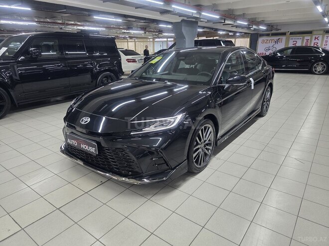 Toyota Camry-1