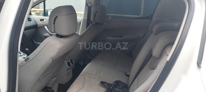 Peugeot 308-14