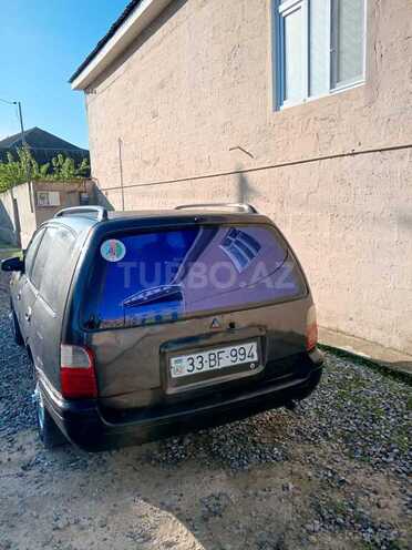Nissan Sunny-6