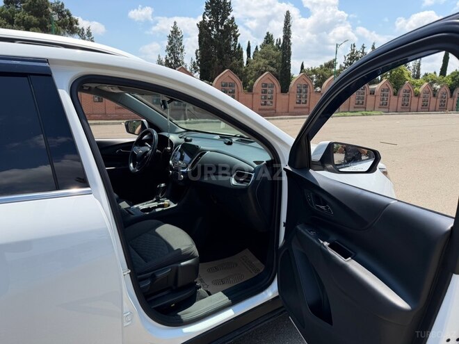 Chevrolet Equinox-7