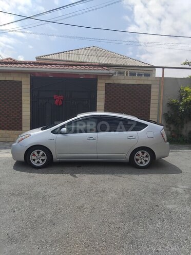 Toyota Prius-10