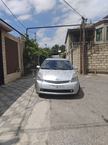 Toyota Prius-1