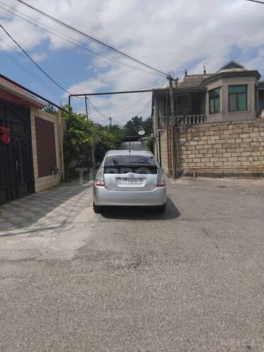 Toyota Prius-2