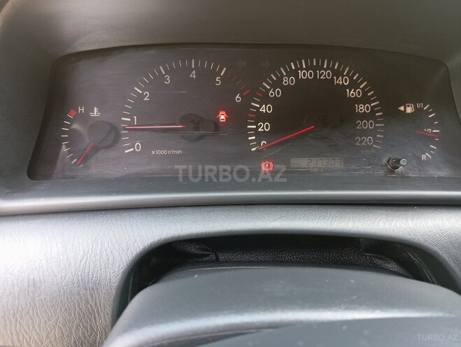 Toyota Corolla-10