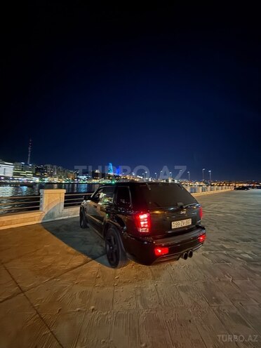 Jeep Grand Cherokee-11
