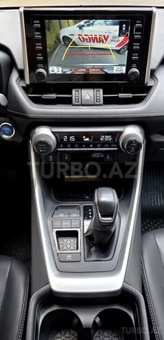Toyota RAV4-4