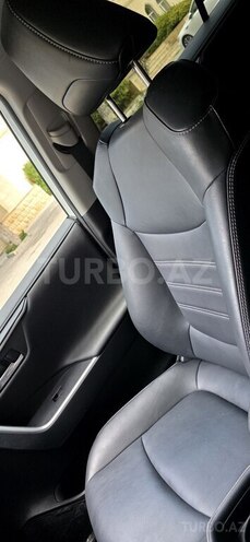 Toyota RAV4-3