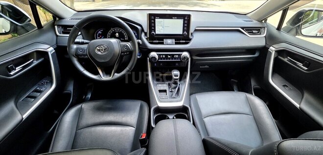Toyota RAV4-10
