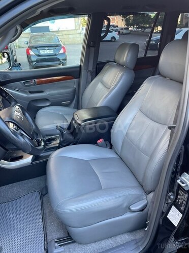 Toyota Land Cruiser Prado-14