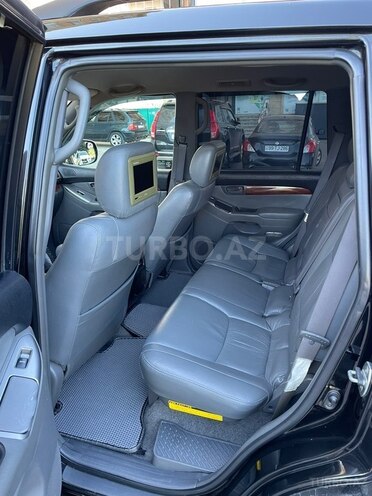 Toyota Land Cruiser Prado-15