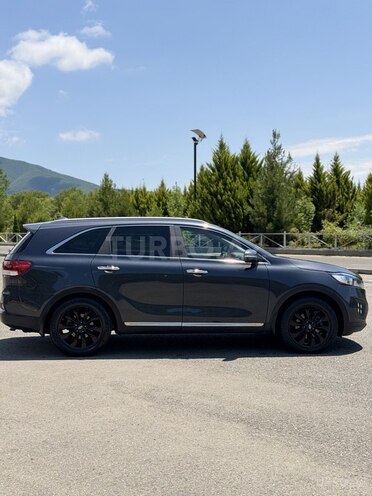Kia Sorento-5