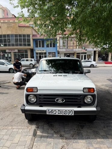 LADA (VAZ) Niva-1