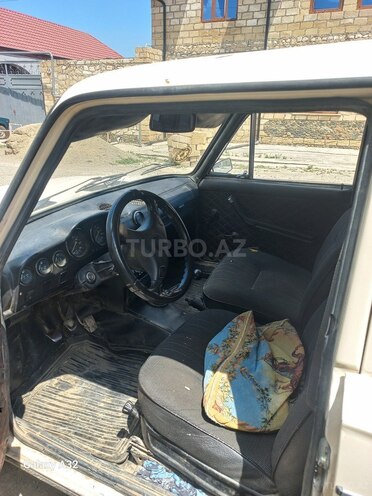 LADA (VAZ) 2106-4