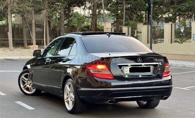 Mercedes C 230-8