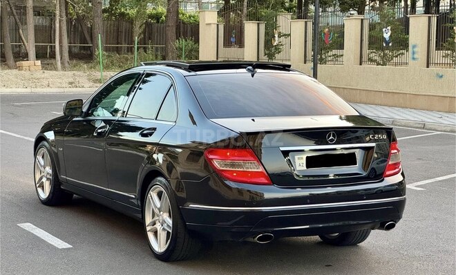 Mercedes C 230-9