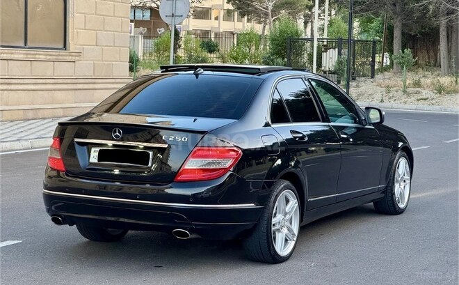 Mercedes C 230-7