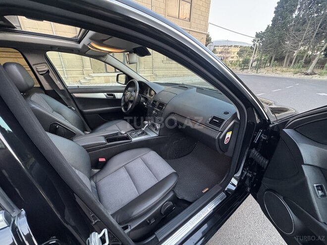 Mercedes C 230-12