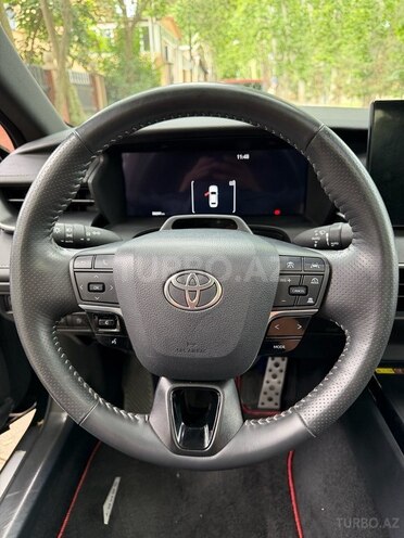 Toyota Camry-16