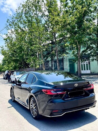 Toyota Camry-4