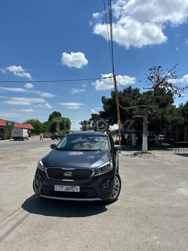 Kia Sorento-2