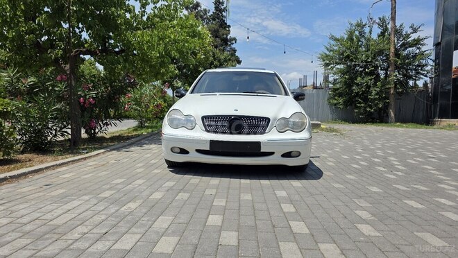 Mercedes C 240-1