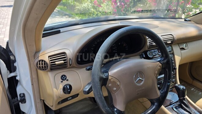 Mercedes C 240-16