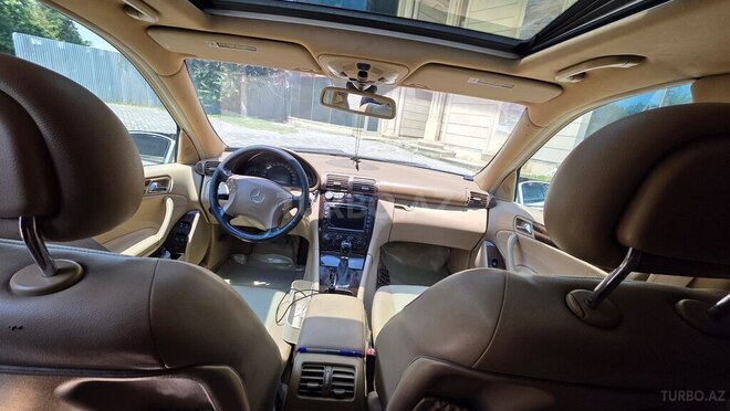 Mercedes C 240-12