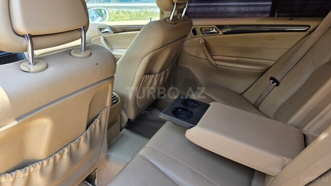 Mercedes C 240-11
