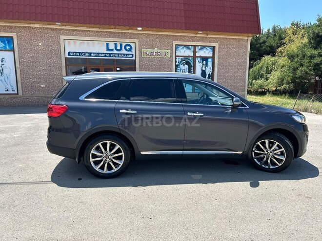 Kia Sorento-8